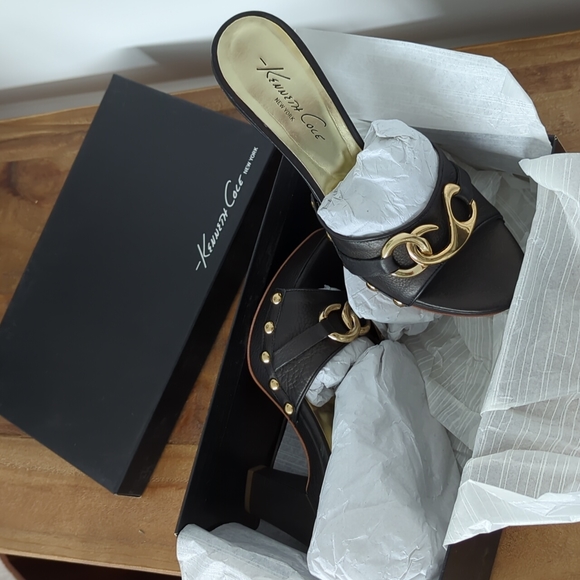 🆕🌿KENNETH COLE NEW YORK🌿 - Picture 2 of 12